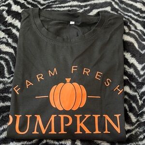 Black T-Shirt with Orange Pumpkin Design L